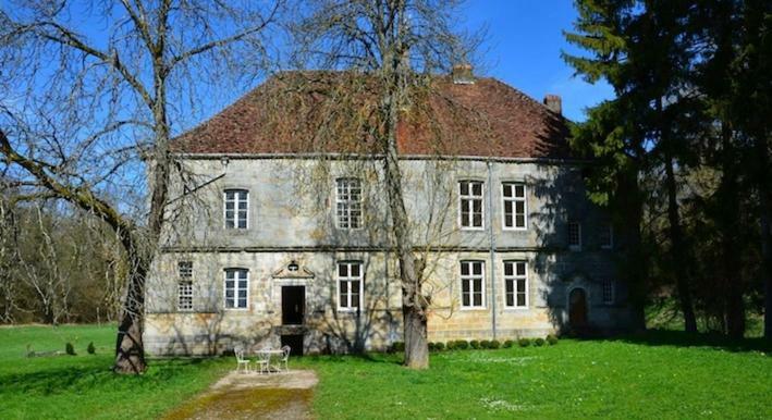 Gite De La Grande Fontaine Villa Isches Exterior photo